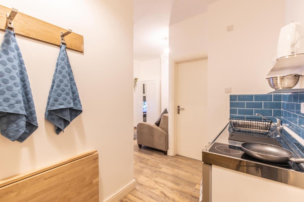 Cosy Modern Apartment, Grand Victorian Building, 5 Mins To Coventry City Centre Exterior foto